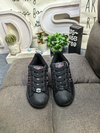 Adidas Superstar Black and Pink Lifestyle Sneakers 10