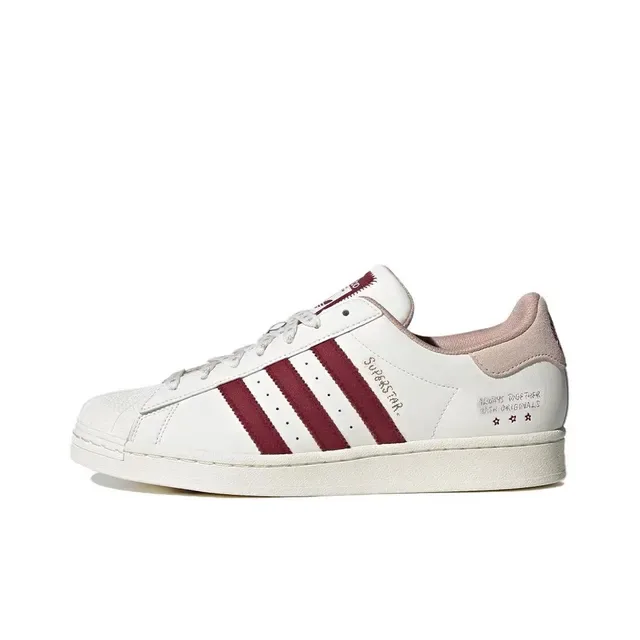 Adidas Superstar ऑफ-व्हाइट और Burgundy लाइफस्टाइल स्नीकर 2
