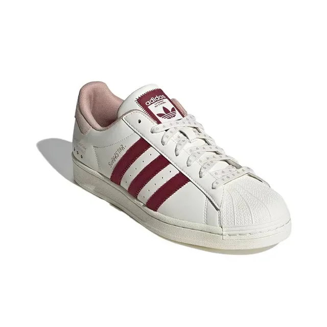 Adidas Superstar ऑफ-व्हाइट और Burgundy लाइफस्टाइल स्नीकर 3