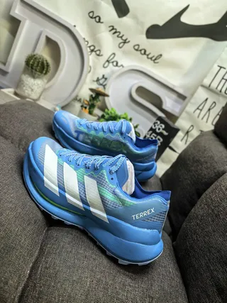 Adidas Terrex Blue and Lime Green Running Shoes 7