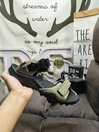 Adidas Terrex Sandálias Outdoor Bege Preto Cinto Ajustável Fechamento Perfurado Tiras Sintéticas Sandálias Casuais 5