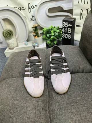 Adidas Tokyo Pink Brown Laceless Velcro Strap Three-Stripe Side Panel Sneakers 10