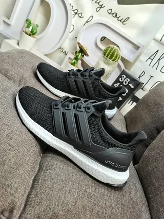 Adidas Ultraboost White Knit Lifestyle Sneakers 7