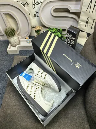 Adidas White Black Riveted Side Panels Leather Upper Lifestyle Sneakers 3