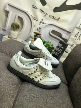 Adidas White Black Riveted Side Panels Leather Upper Lifestyle Sneakers 9