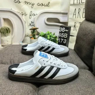 Adidas 白黑一字拖三杠乐福鞋
