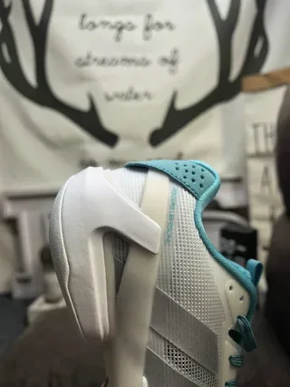 Adidas White Blue Mesh Upper Cyan Accent Details Lifestyle Sneakers 3