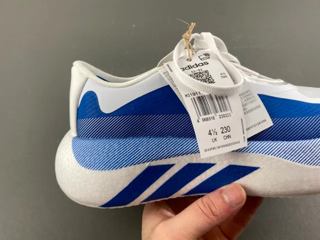 Adidas White Blue Wave-Patterned Side Stripes Knit-Mesh Upper Lifestyle Sneakers 3