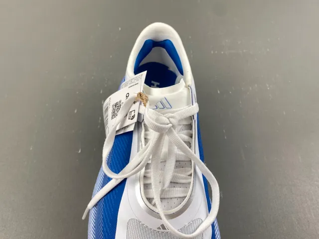 Adidas White Blue Wave-Patterned Side Stripes Knit-Mesh Upper Lifestyle Sneakers 6