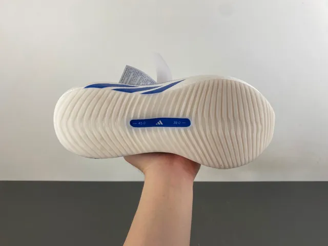 Adidas White Blue Wave-Patterned Side Stripes Knit-Mesh Upper Lifestyle Sneakers 9