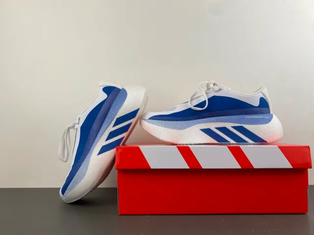Adidas White Blue Wave-Patterned Side Stripes Knit-Mesh Upper Lifestyle Sneakers 14