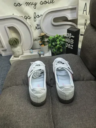 Adidas White Pink Low-Top Three-Stripe Side Panel Lifestyle Sneakers 8