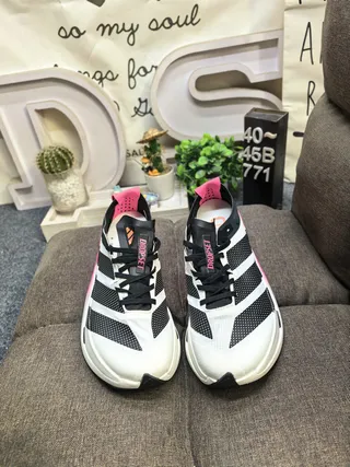 Adidas White Pink Sculpted Lightstrike Pro Midsole Perforated Mesh Upper Running Shoes 10