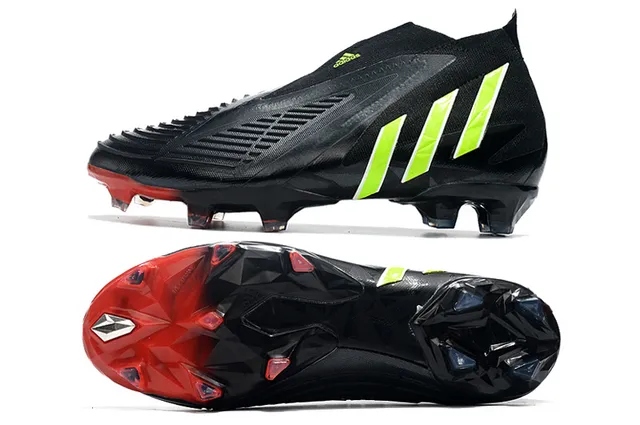 Adidas chaussures de soccer blanc et rouge à coupe basse avec plaque de semelle irisée pour terrain ferme 3