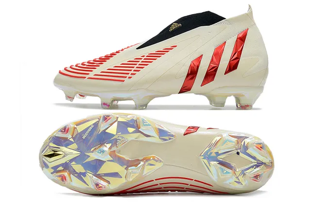 Adidas chaussures de soccer blanc et rouge à coupe basse avec plaque de semelle irisée pour terrain ferme 9