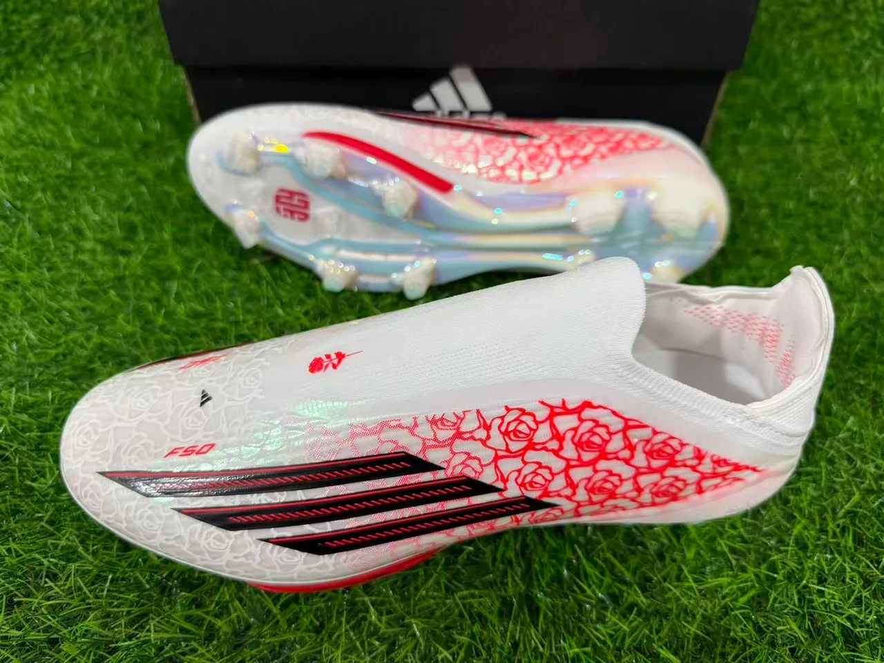 Adidas White Red Low-Cut Sock-Fit Upper Translucent Iridescent Soleplate Firm-Ground Soccer Shoes 14