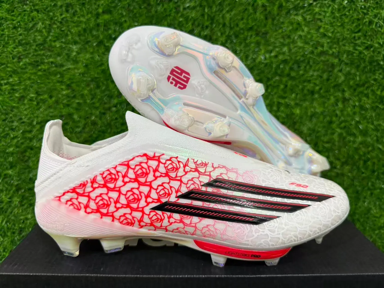 Adidas White Red Low-Cut Sock-Fit Upper Translucent Iridescent Soleplate Firm-Ground Soccer Shoes 16