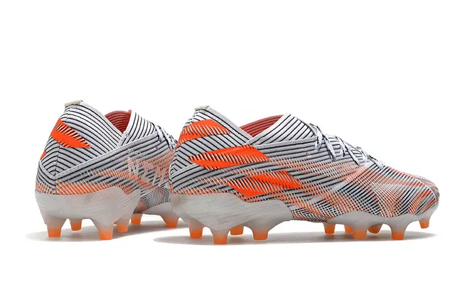 Adidas X Speedflow Sapatos de Futebol Ouro Vermelho Preto Campo Firme 18