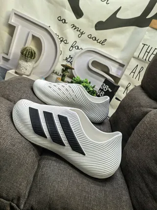 Adidas Yeezy Slide White Black Lifestyle Sneakers 7
