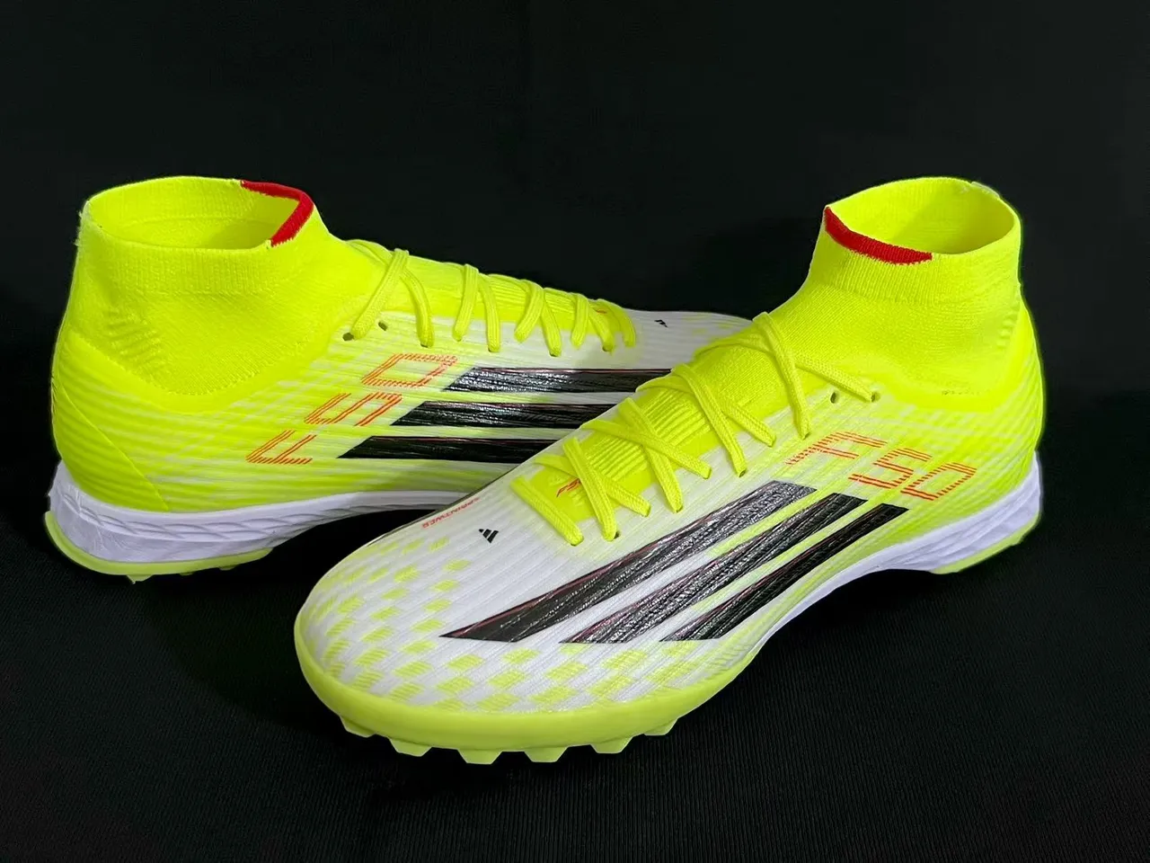 Adidas Jaune Noir Haut-Coupé Col en Tricot Néon Partie Supérieure Synthétique Turf Chaussures de Football 6