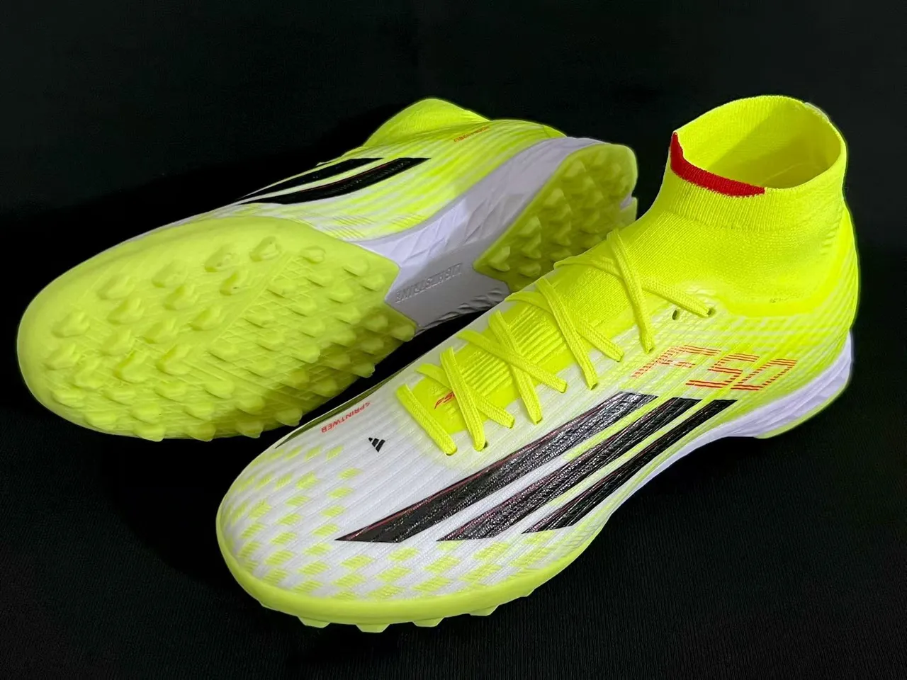 Adidas Jaune Noir Haut-Coupé Col en Tricot Néon Partie Supérieure Synthétique Turf Chaussures de Football 8