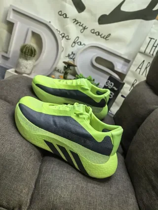 Adidas Yellow Black Knit Upper Sculpted Ridged Midsole Lifestyle Sneakers 7
