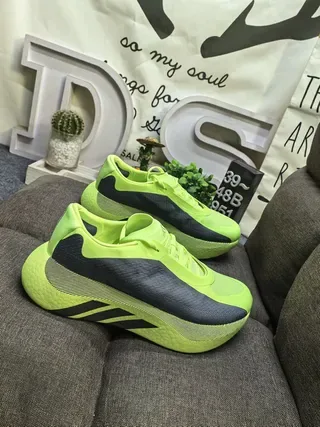 Adidas Yellow Black Knit Upper Sculpted Ridged Midsole Lifestyle Sneakers 9