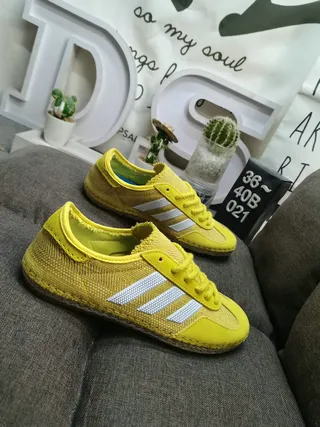 Adidas Yellow White Low-Top Textile Mesh/suede Upper Lifestyle Sneakers 9
