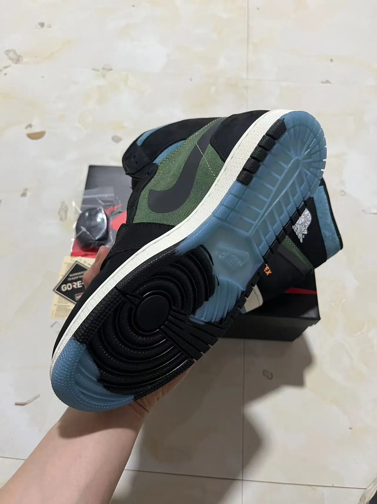 Air Jordan 1 GORE-TEX Olive Black Teal Basketball Shoes 6