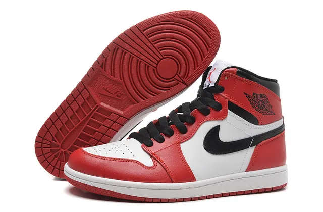 Air Jordan 1 High Black White Red Basketball Shoes 8