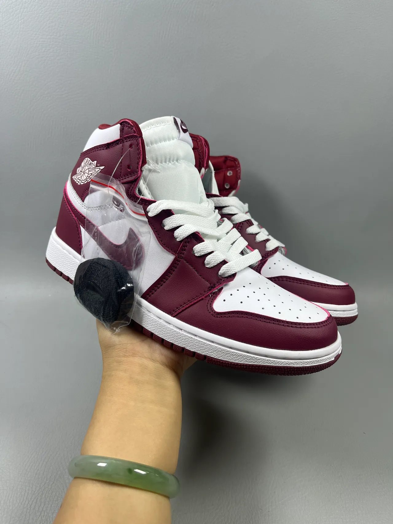 Air Jordan 1 High Maroon and White Basketball Shoes 4