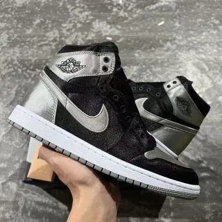Air Jordan 1 High Metallic Silver Black Basketball Shoes