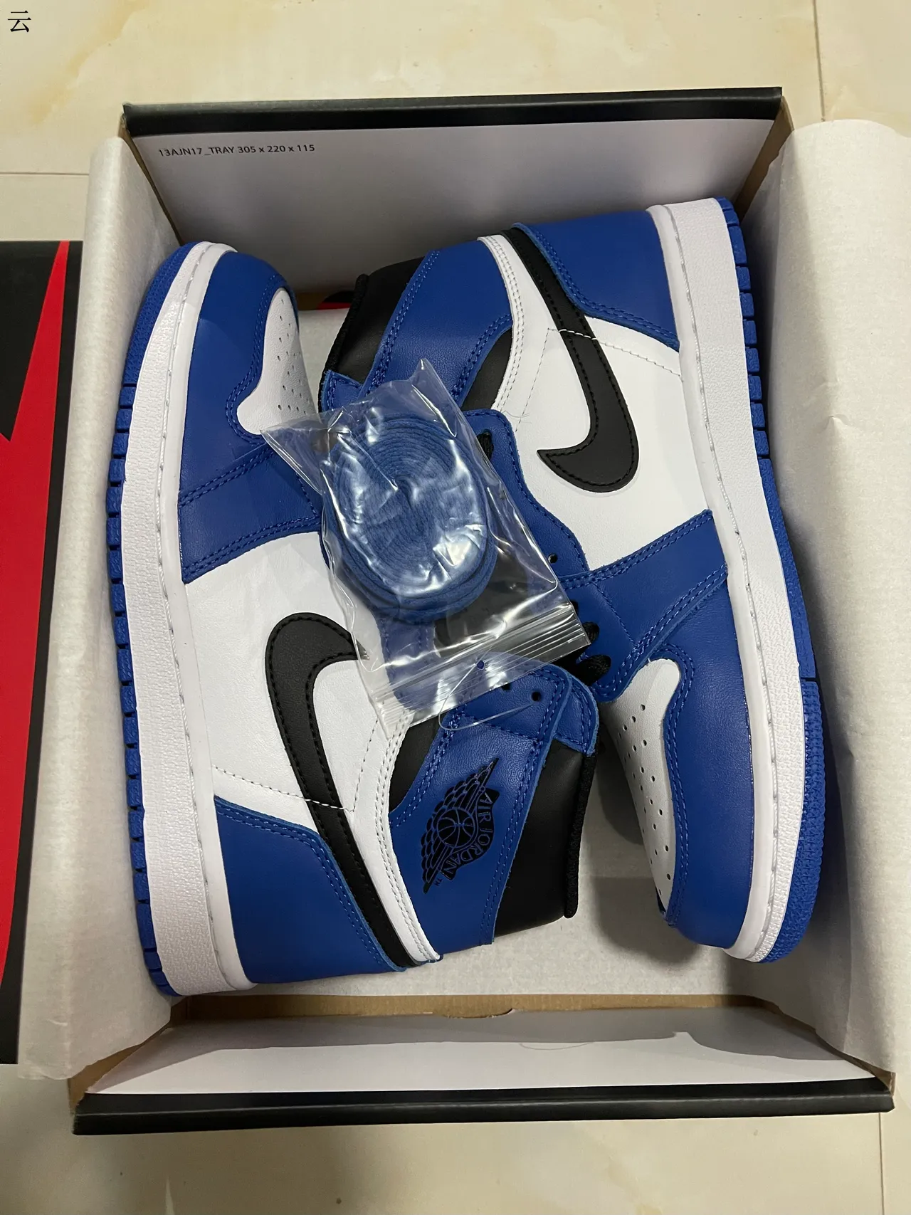 Air Jordan 1 Royal Blue White Black Basketball Shoes 4