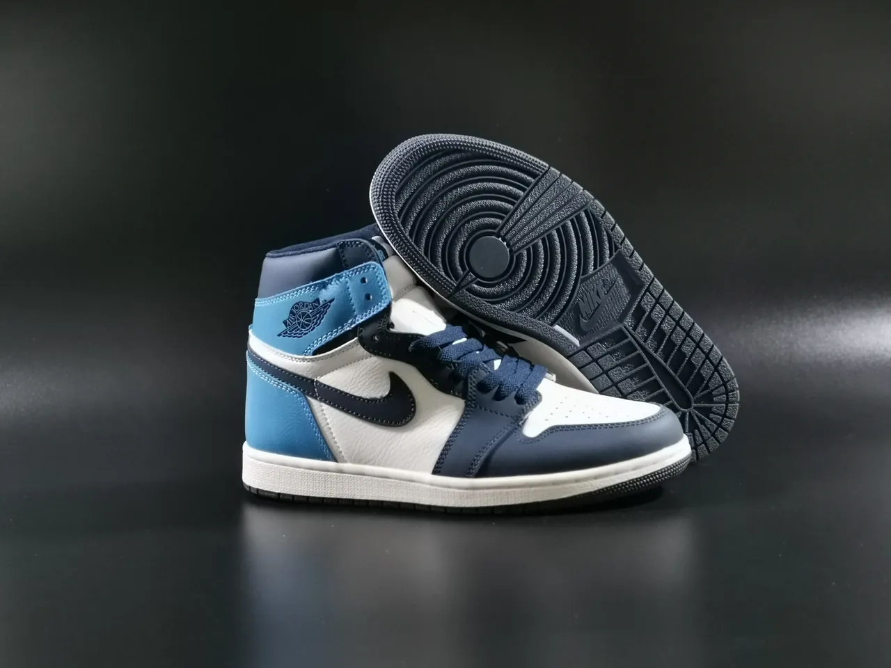 Air Jordan 1 Branco Marinho High-Top Couro Painelado Tênis de Basquete 9