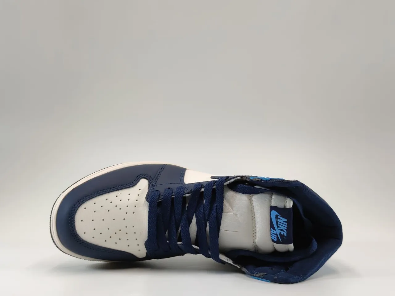 Air Jordan 1 Branco Marinho High-Top Couro Painelado Tênis de Basquete 3