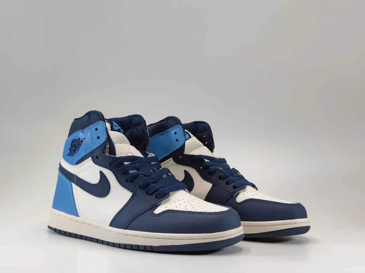 Air Jordan 1 Branco Marinho High-Top Couro Painelado Tênis de Basquete 5