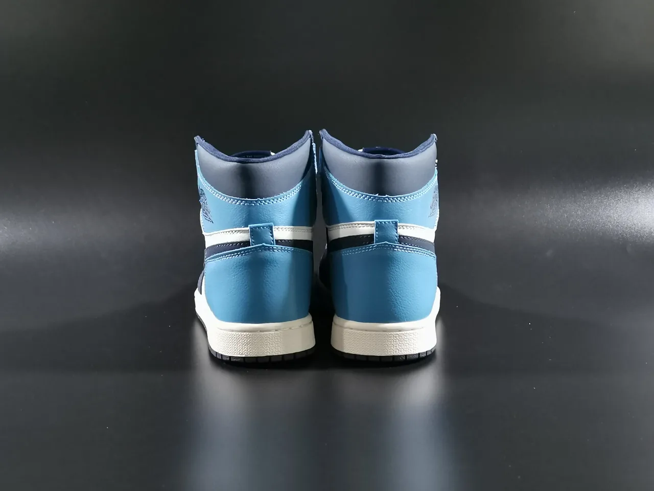 Air Jordan 1 Branco Marinho High-Top Couro Painelado Tênis de Basquete 7