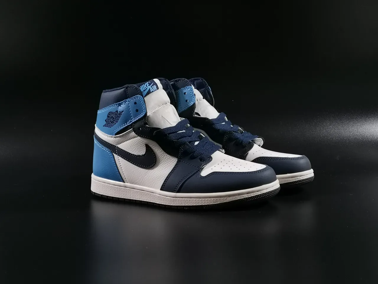 Air Jordan 1 Branco Marinho High-Top Couro Painelado Tênis de Basquete 8