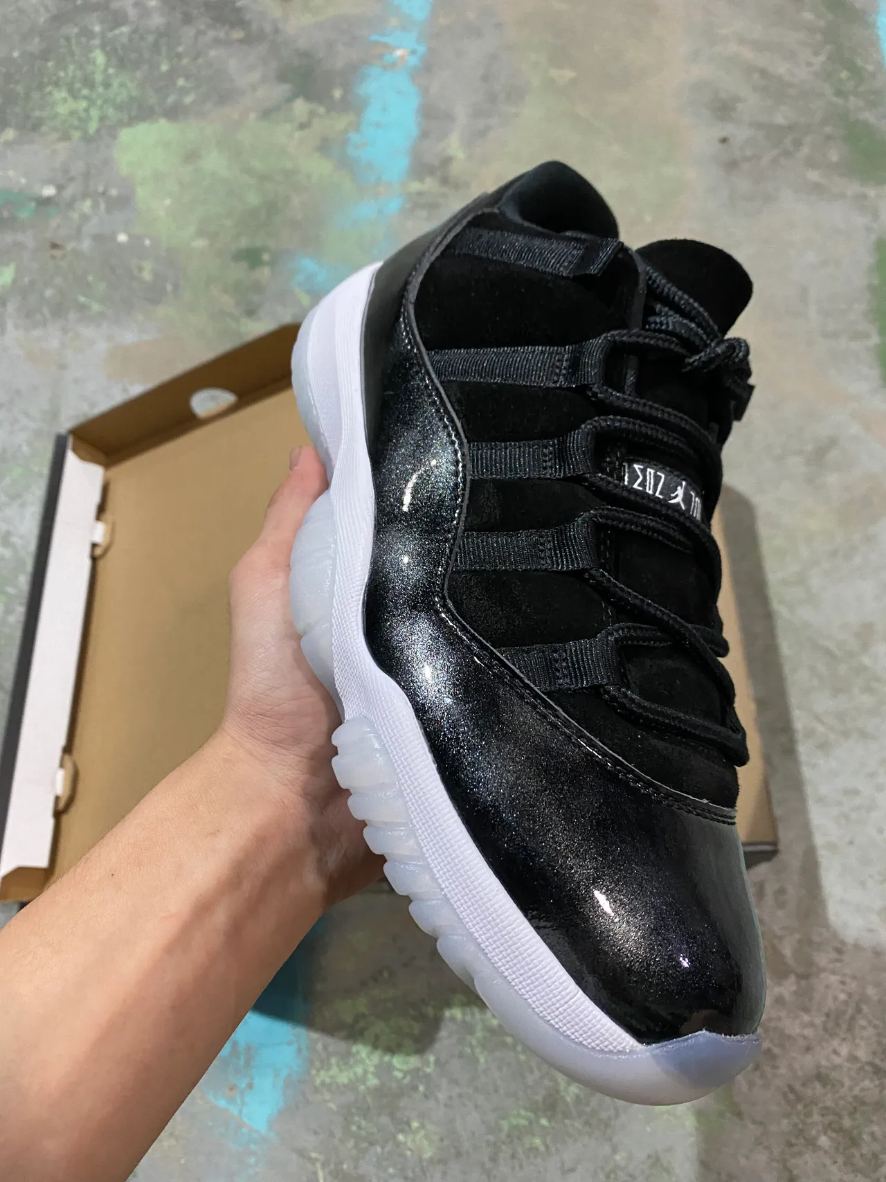 Air Jordan 11 Black Patent Leather Basketball Shoes 2
