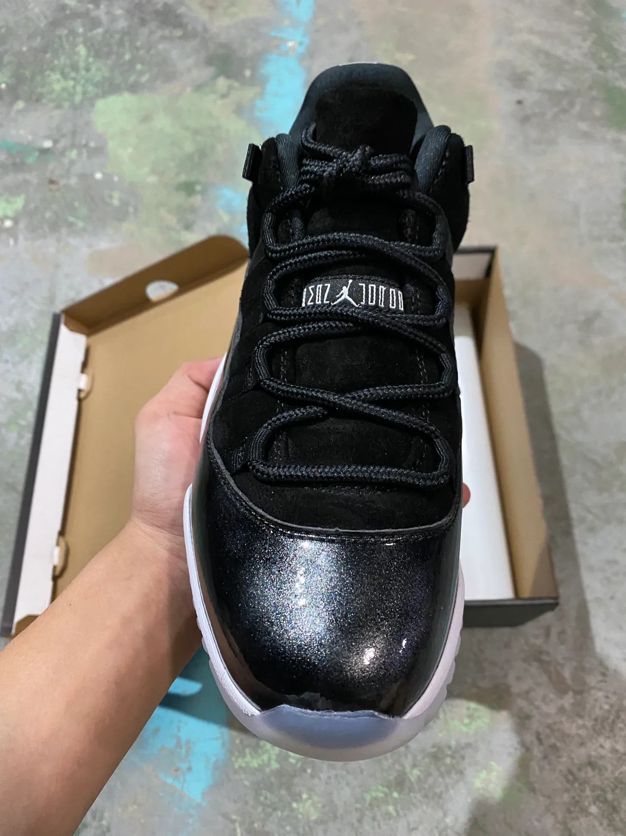 Air Jordan 11 Black Patent Leather Basketball Shoes 3
