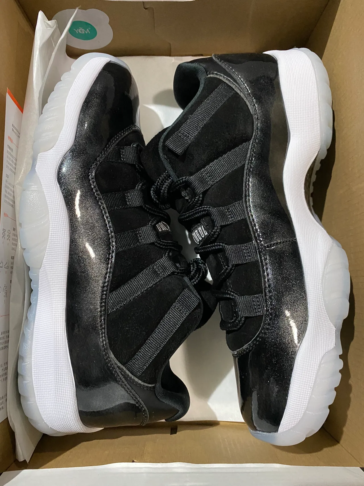Air Jordan 11 Black Patent Leather Basketball Shoes 7