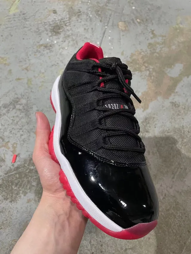 Air Jordan 11 Black Pink Patent Leather Basketball Shoes 2