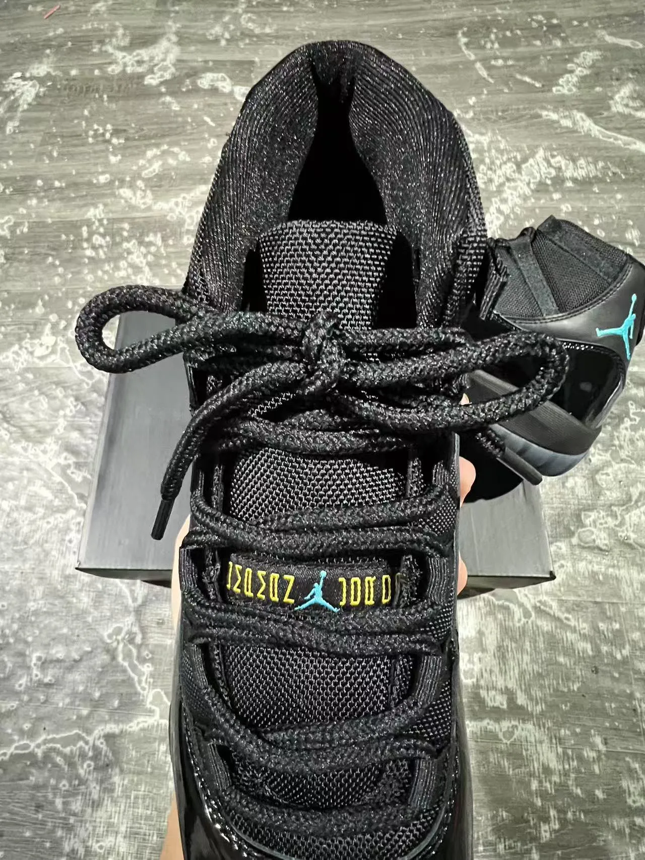 Air Jordan 11 Black Turquoise Jumpman Basketball Shoes 4