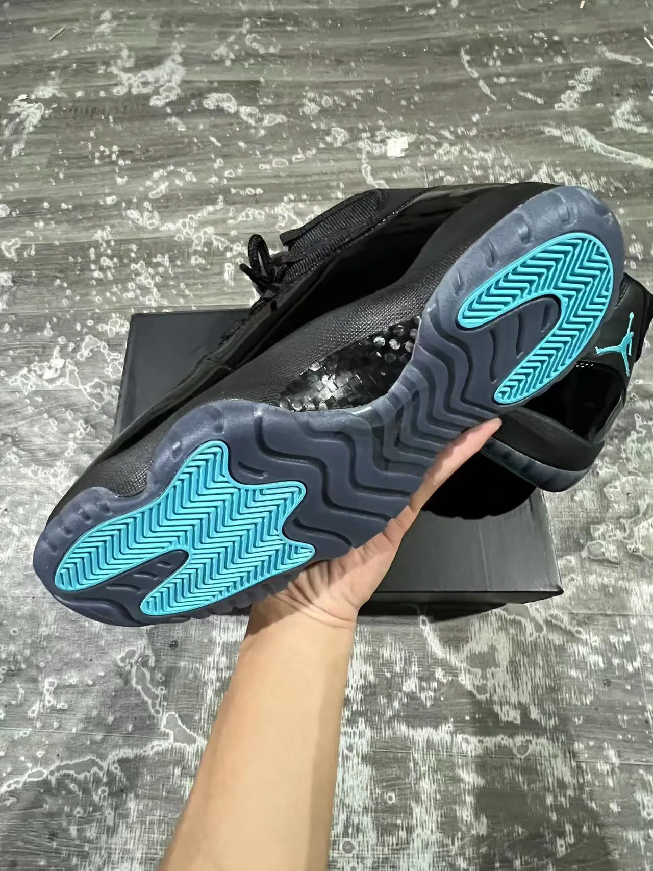 Air Jordan 11 Black Turquoise Jumpman Basketball Shoes 6