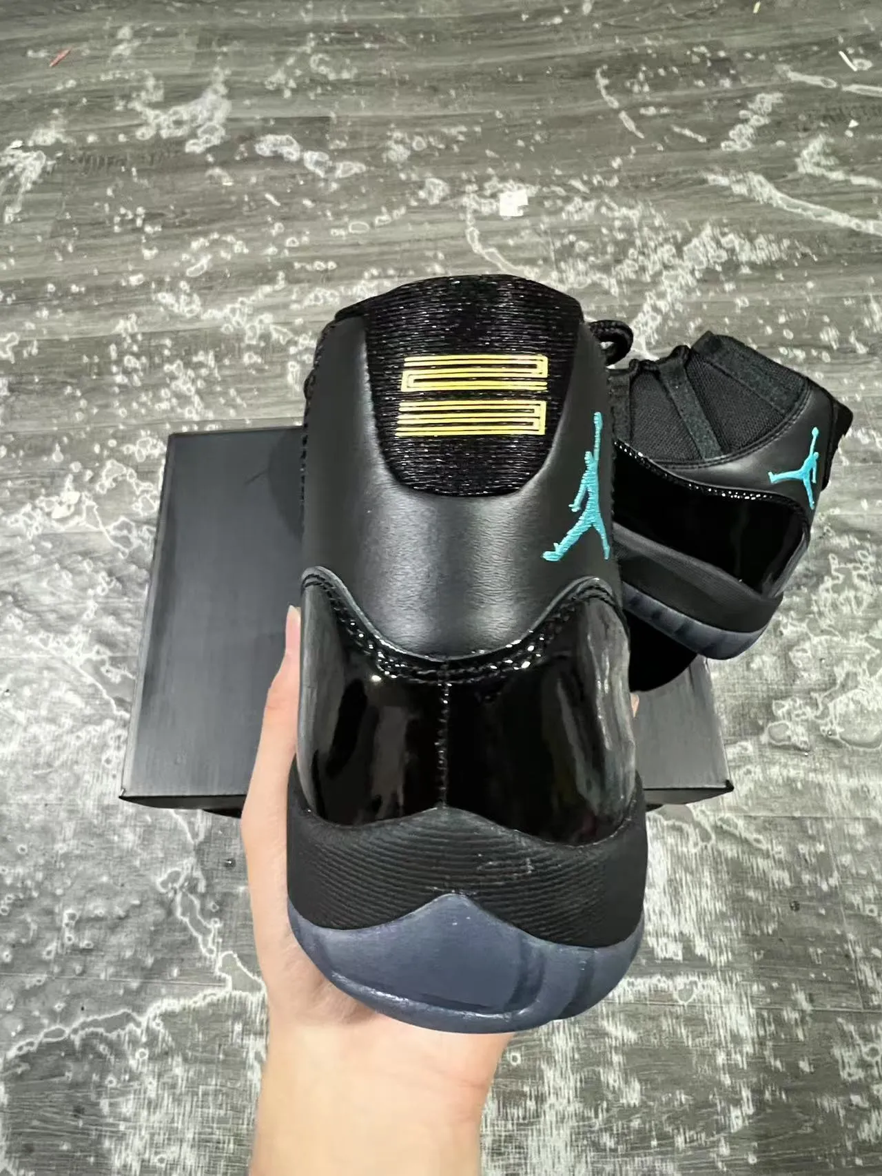 Air Jordan 11 Black Turquoise Jumpman Basketball Shoes 8