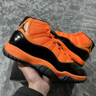 Air Jordan 11 橙黑配色漆皮篮球鞋