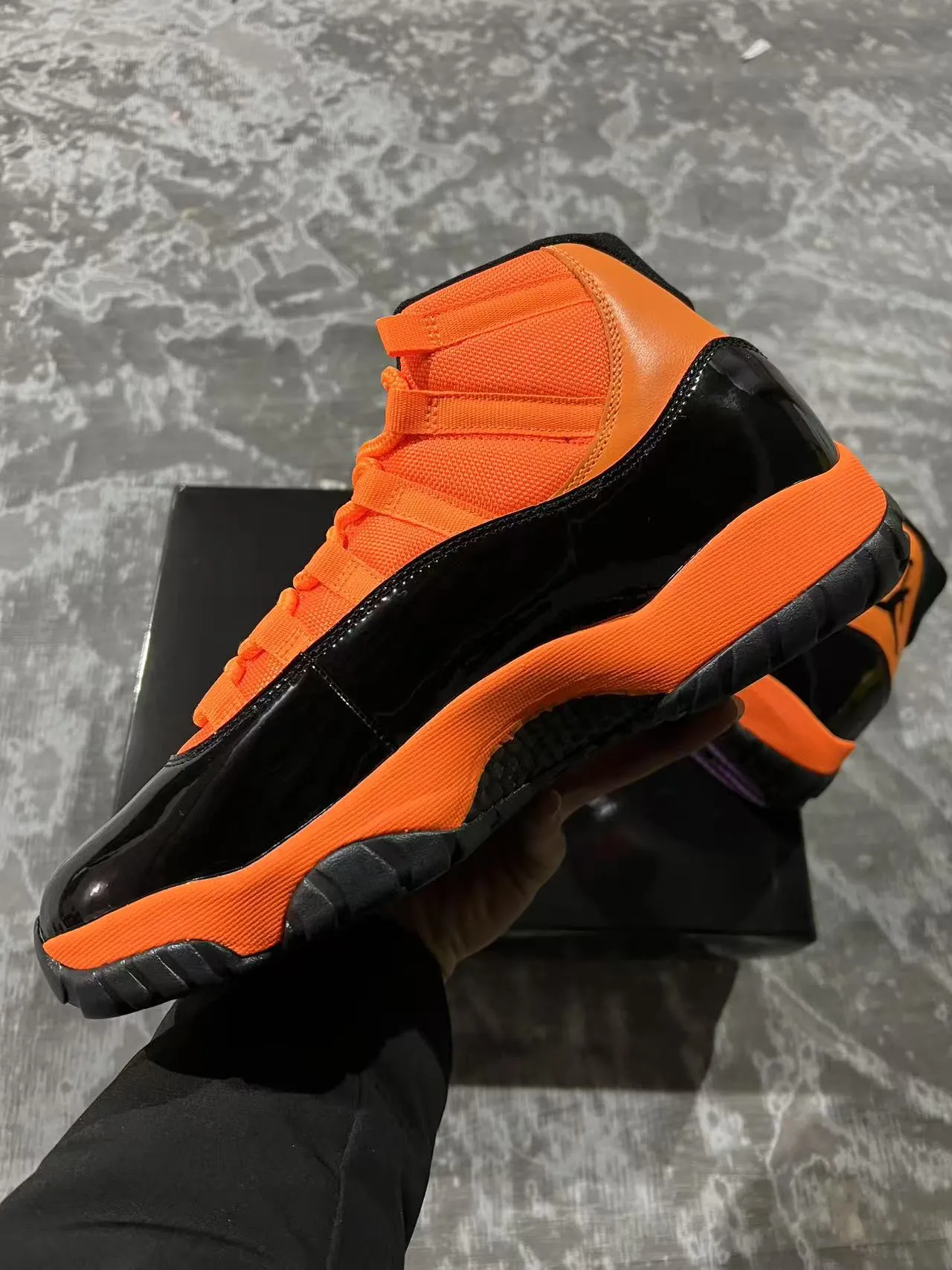 Air Jordan 11 Orange and Black Patent Leather Basketball Shoes 5