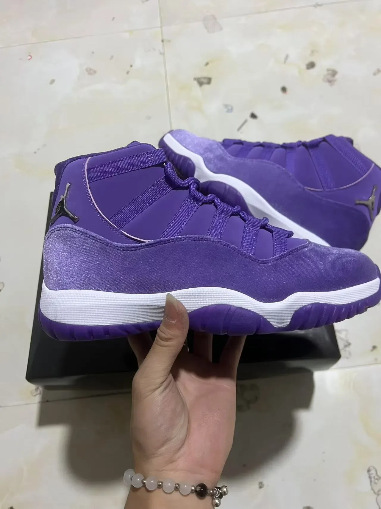 Air Jordan 11 أرجواني سويد هوت توب أحذية كرة السلة 7