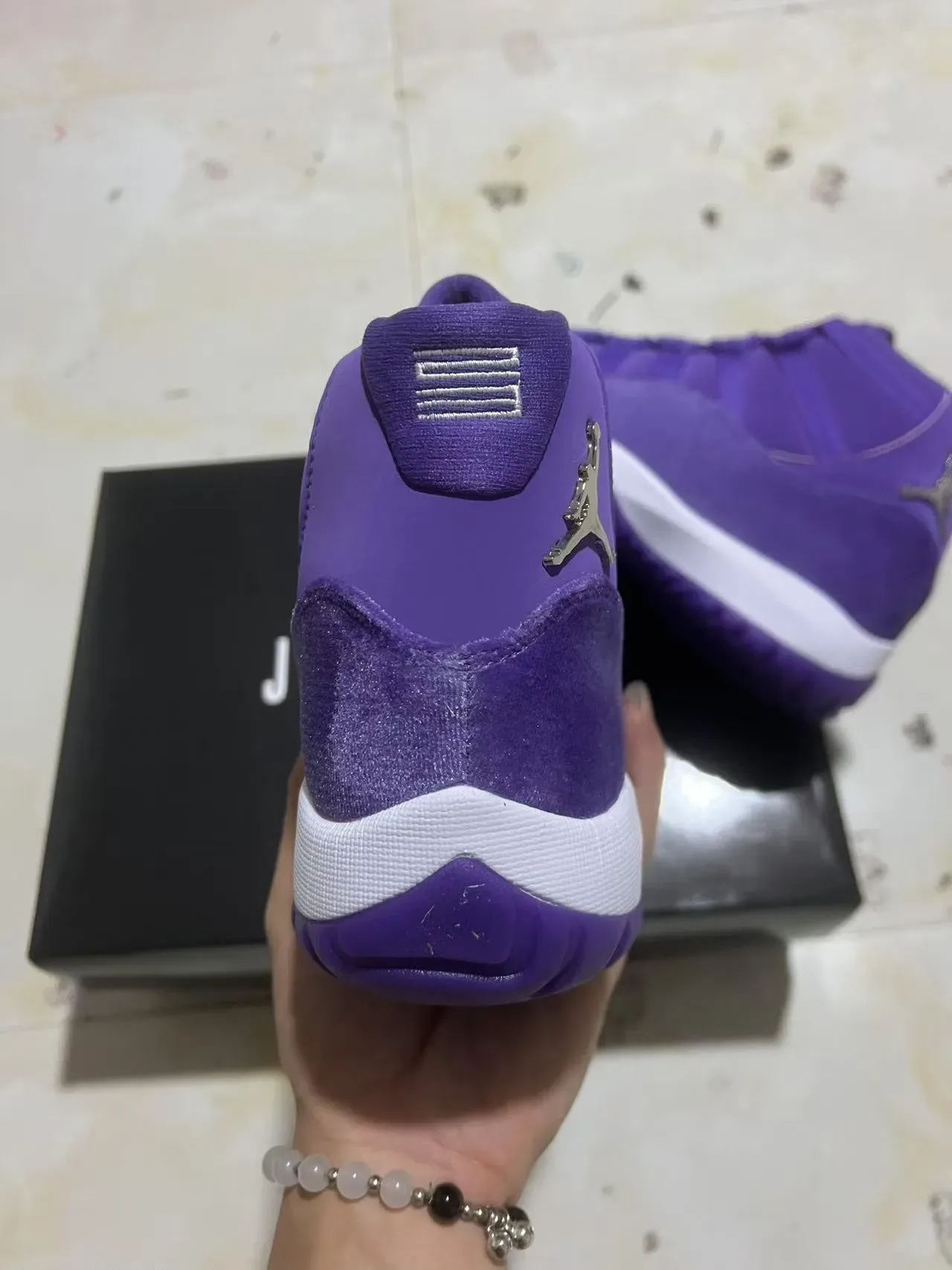 Air Jordan 11 أرجواني سويد هوت توب أحذية كرة السلة 8