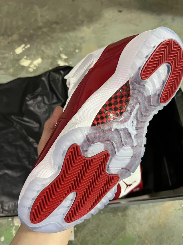 Air Jordan 11 Red White High-Top Patent Leather Basketball Shoes 4